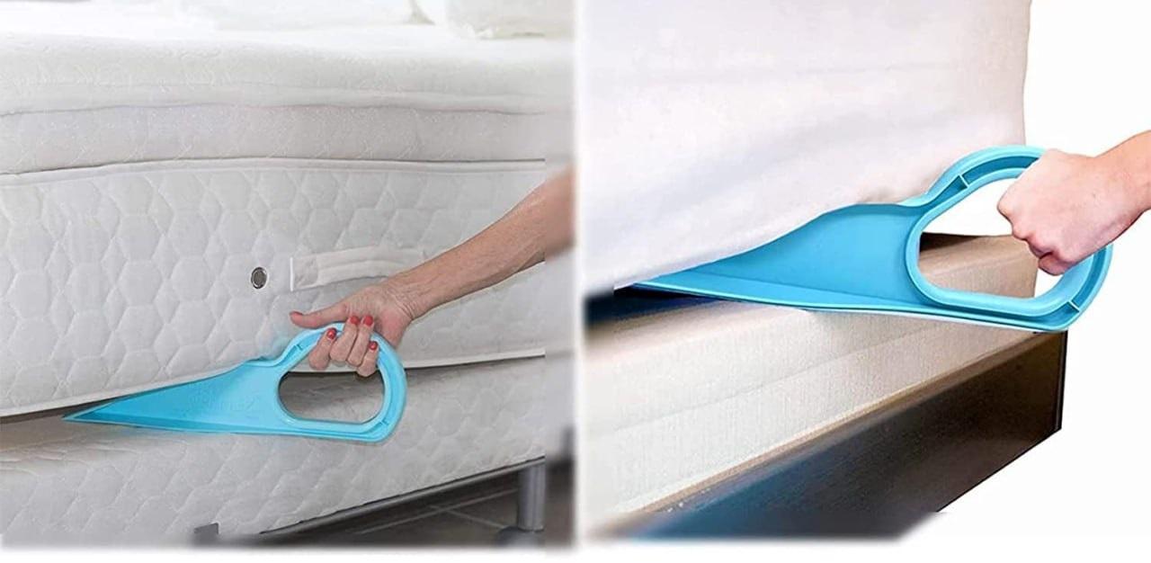 Mattress ergonomic lifting cleaning tool